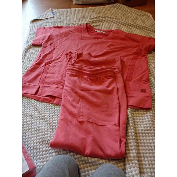 Peace Love World Other - Peace love world xl, 2 piece French terry pullover and pant set, new, cute